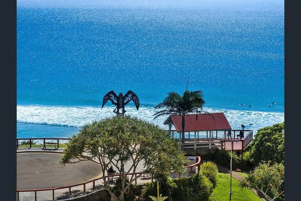 Holiday home Bare Foot & Beachy On Binya! Pet Friendly House Gold Coast Australia