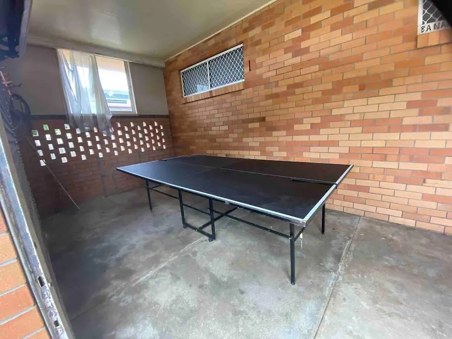 Bare Foot & Beachy On Binya! Pet Friendly House Gold Coast Holiday home